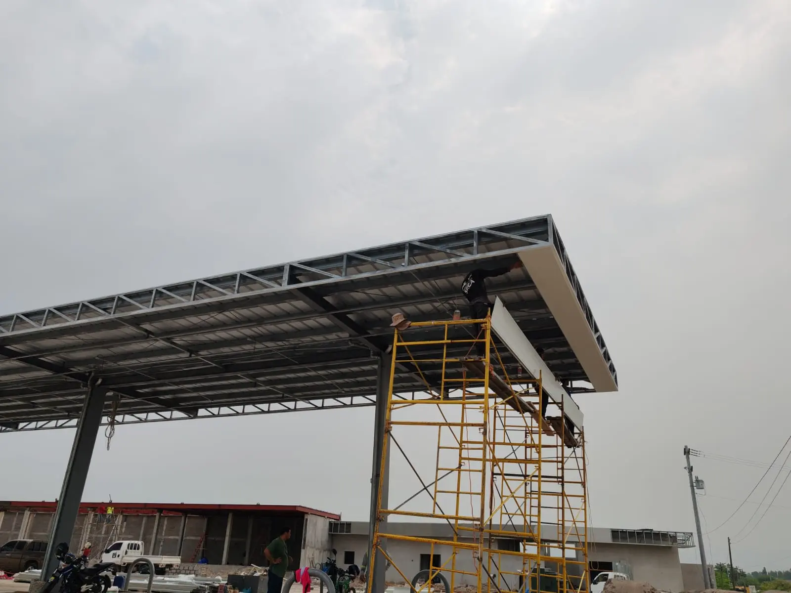 Construcción de bodega comercial con estructura metálica en Choluteca, Honduras